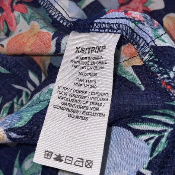 Beautiful colorful lace halter a-line dress EUC. - Picture 10 of 10